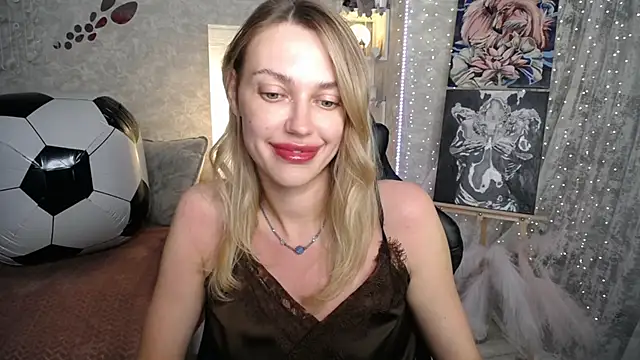 NickyAdamidi webcam