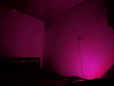 JadeeBlaze live sex cam