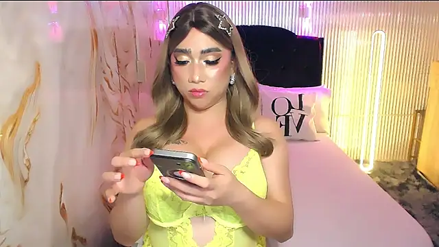 Model: yourTsFantasyBigCock