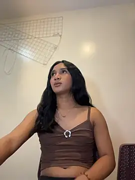 slutty_aki (T teen) - CUM IN PUBLIC
