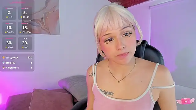 Amelie_Wine webcam