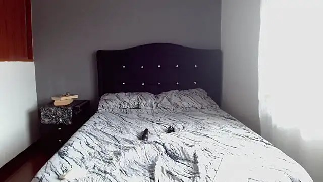 Emilia_1995 webcam