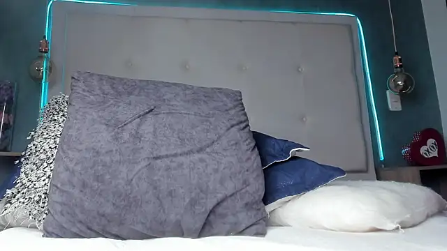 mia_gomez7 webcam