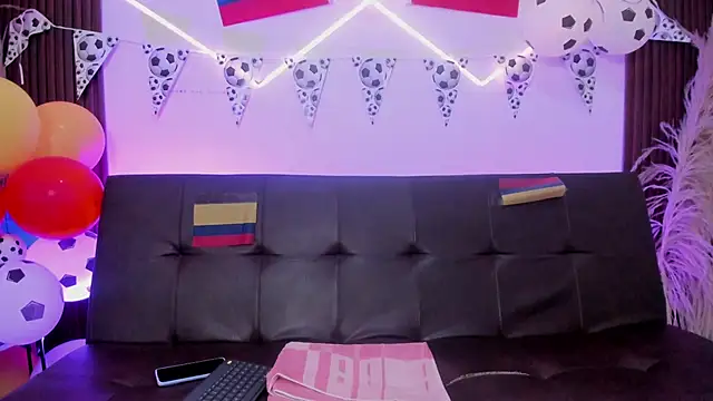 TaniaEyes webcam