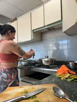 Afroditapoloo live sex cam