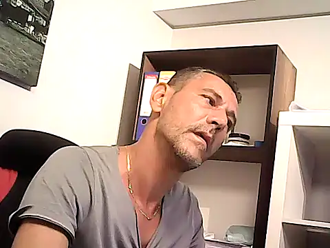 mastercharisma35 webcam