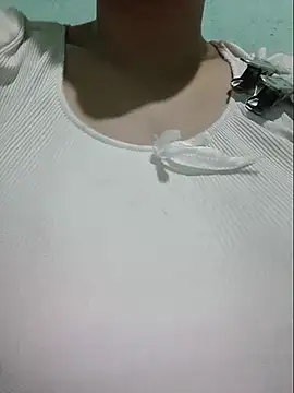 Shine_Mai webcam