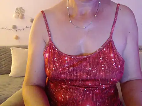 YourfantasyGiuly webcam
