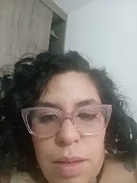 Anne_purple webcam