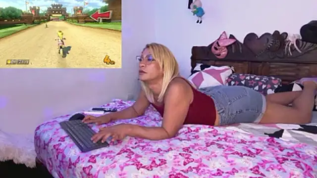 boss-thebitch webcam