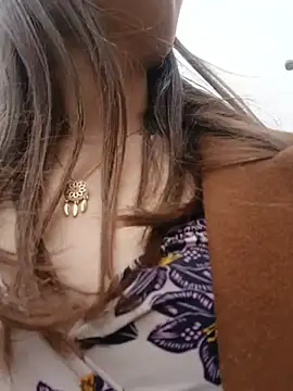 _Isabella-7 webcam