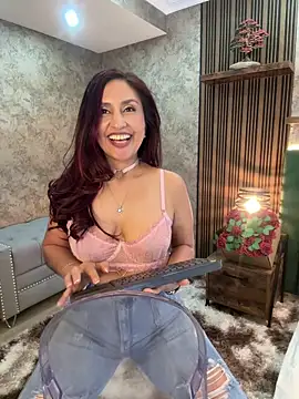 MonicaMoret webcam