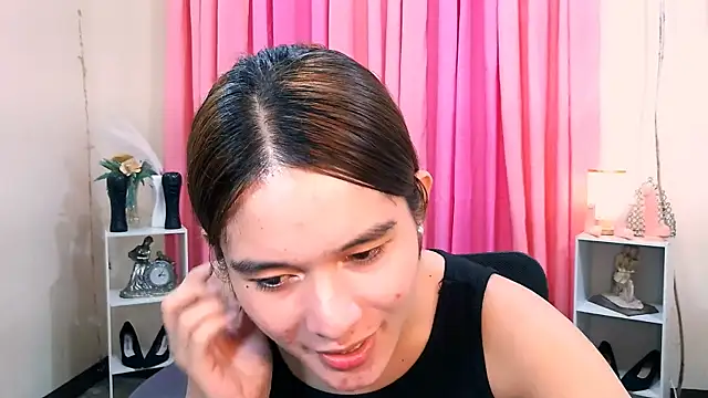 Mimi_Mckinley webcam