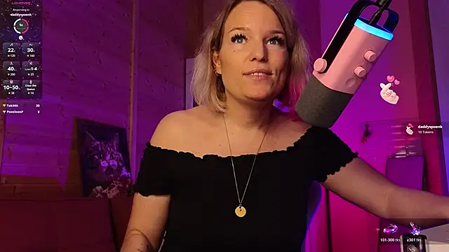 Lady_Shine webcam