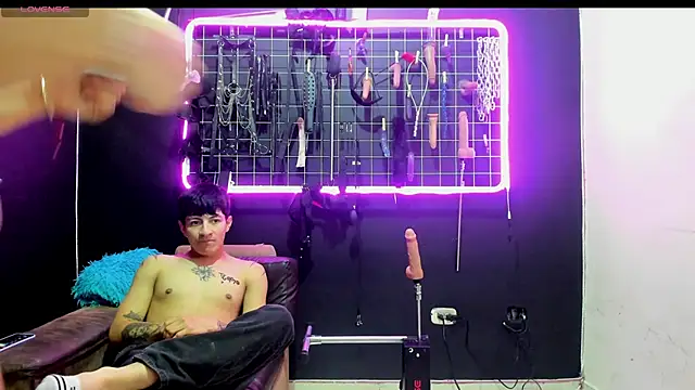 Slave_Melany_bdsm webcam