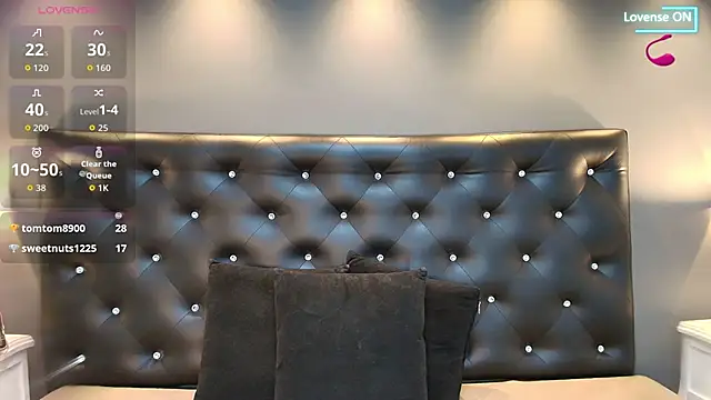 Chloebrunnie webcam
