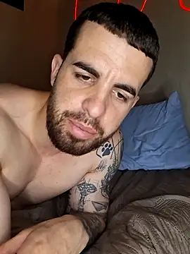 Cubanotatuado webcam