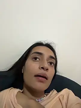 leilani_X webcam
