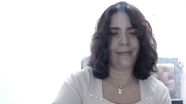 Watch Victoria_meester live on EroticFlix - High definition streams