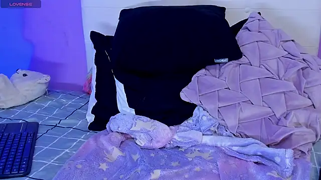 Charlotte11-11 webcam
