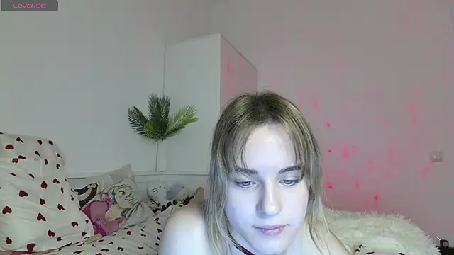 Tessa_Shy_ webcam