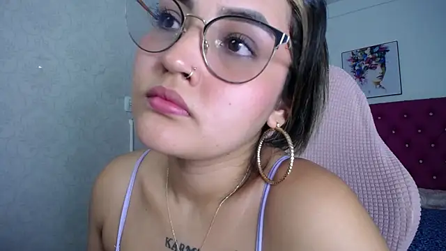kathe-mills235 live cam on StripChat
