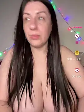 evelinia (F young) - Show the hairy pussy