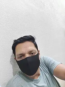 Fantam_hunter webcam