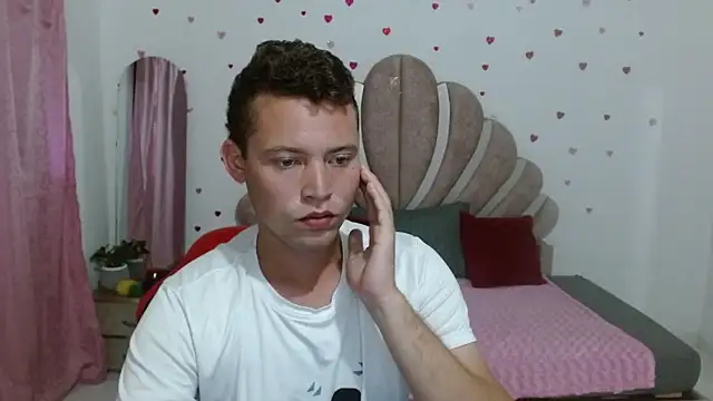 sven_fox723 webcam