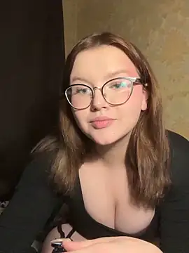 TrishaMoons webcam