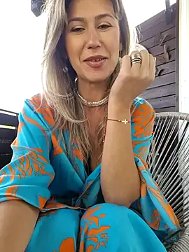 CelynaRoss webcam