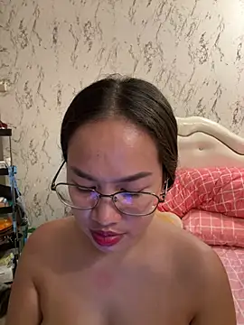 Ponthip webcam