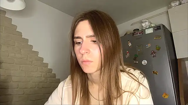 ZaraGuyette webcam