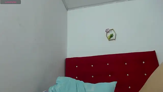 INDIAN_HORNY1 webcam