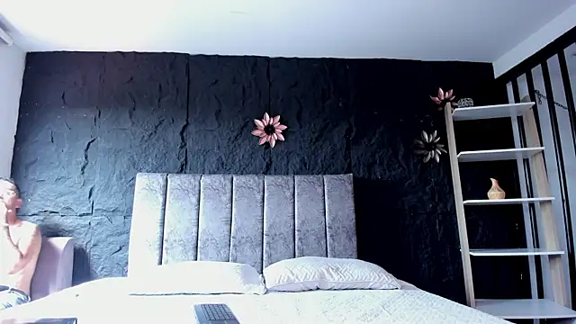 LiamDeep webcam