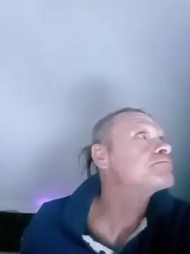 Kuba_Gd live cam on StripChat