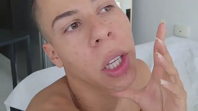 grey___27 webcam