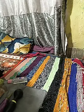 Hotty-Rani-Bhabi webcam