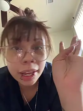 moan4mona webcam
