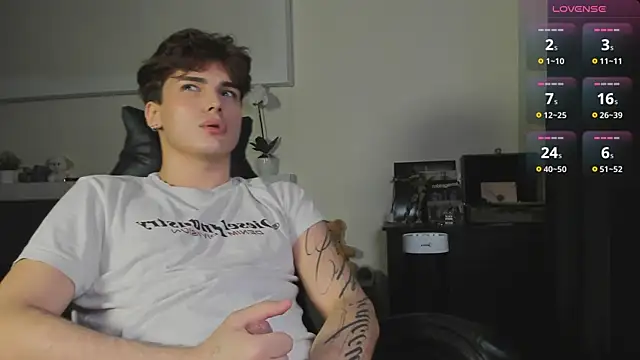 mystic_evan webcam