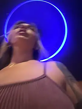 Nina_velvet01