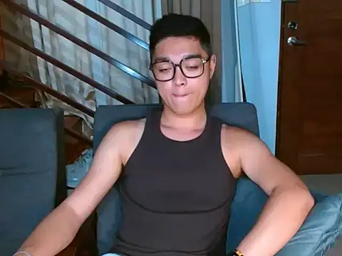 JayKarLo webcam
