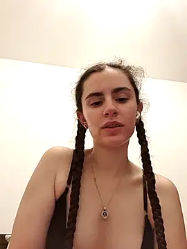 starlight_mo live cam on StripChat