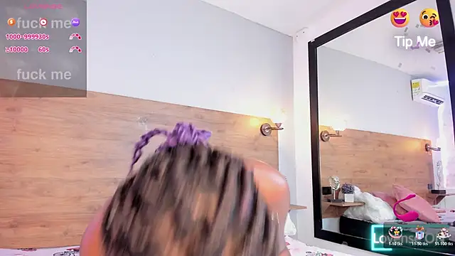 NAOMIWATTS_ webcam