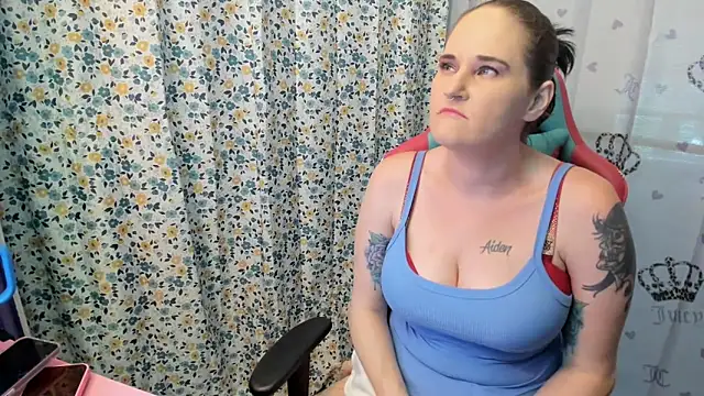 lolabunny9 webcam