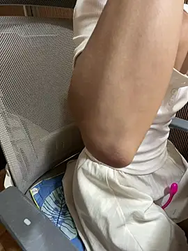 Mina048 webcam