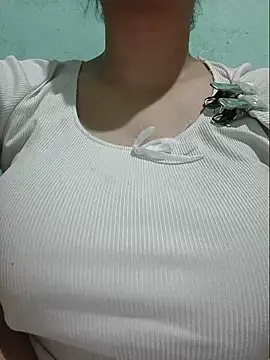 Shine_Mai webcam