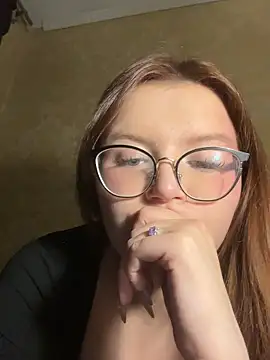 TrishaMoons webcam