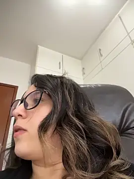 amooraaamoon webcam