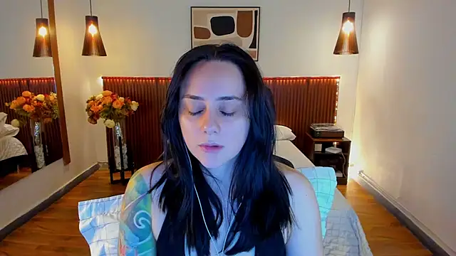 KatherineBond webcam